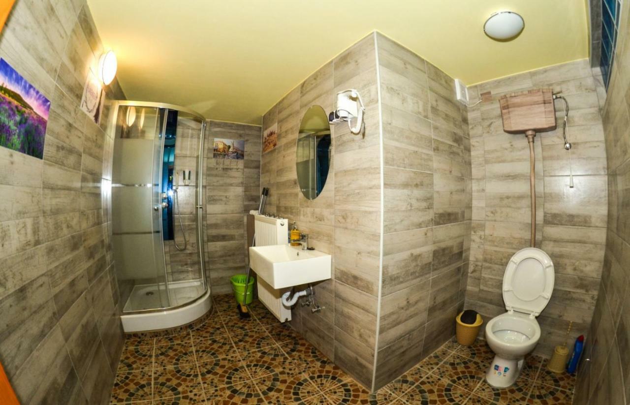 Malom Apartman Derekegyhaz Exterior photo